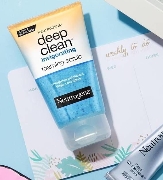 Exfoliante Facial Energizante Deep Clean Neutrogena