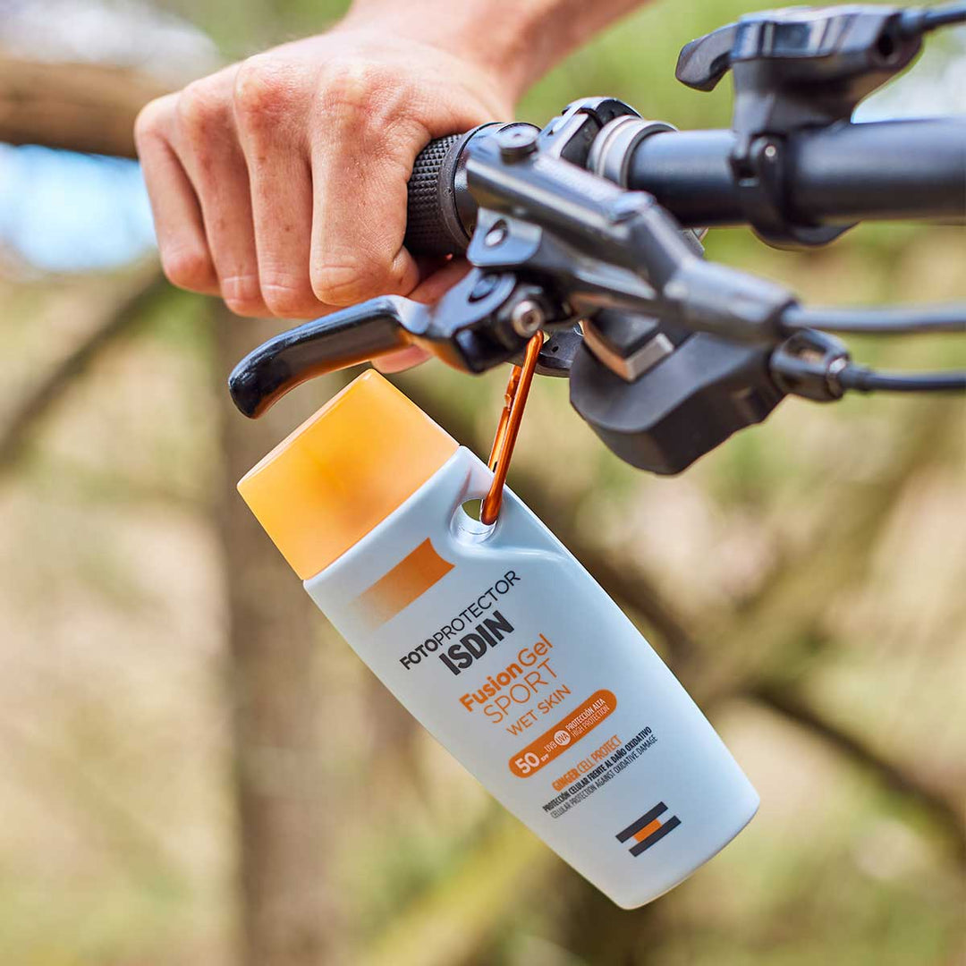 Foto Protector Fusion Gel Sport Wet Skin FPS50 Isdin